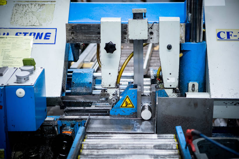 FMI Component manufacturing - Sawing